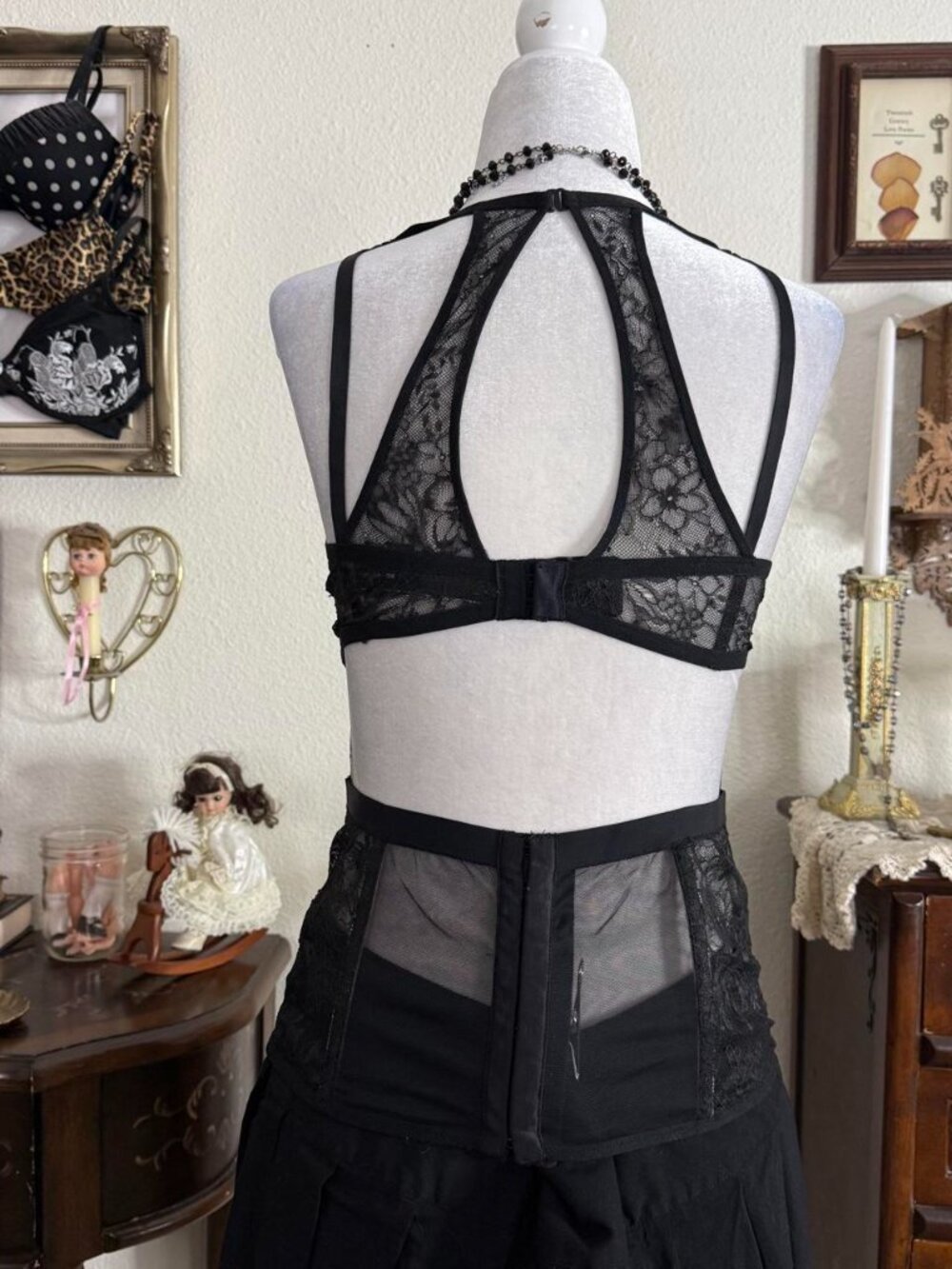 Romantic goth dark coquette Victoria’s Secret black lace bustier corset top - Picture 4 of 7